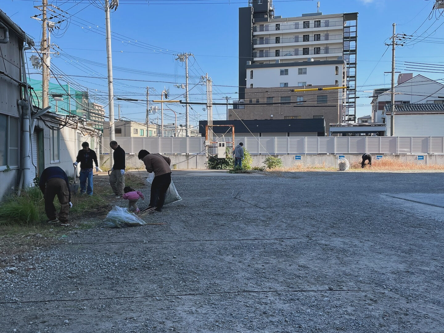 ・